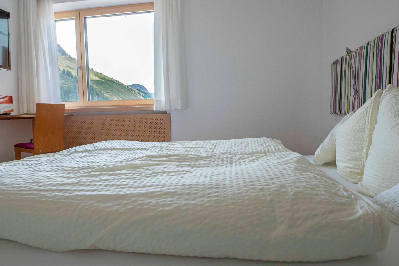 Hotel Lucia Damuels Eksteriør bilde
